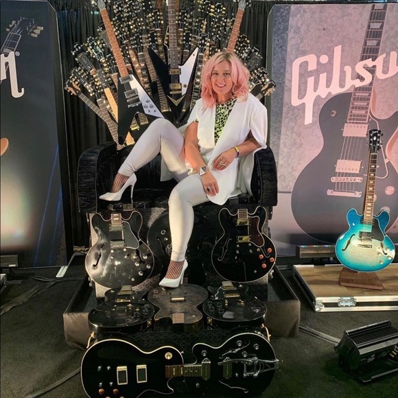 Meet your Posher, Kfhox! 🥰 - Picture 12 of 16